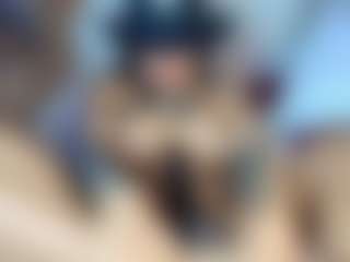 Live cam show with miazafiro - Moaning on Camsoda