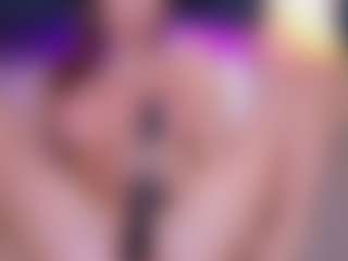 Live cam show with Sienna-Star - Tittyfuck on Stripli.com