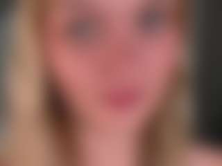 Live cam show with SusanSanders - Flashing on Strip Flash - Live Sex Shows