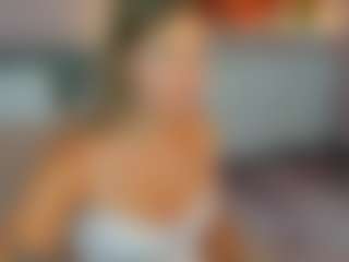 Live cam show with Aura-Powers - Spank on Dare Cams