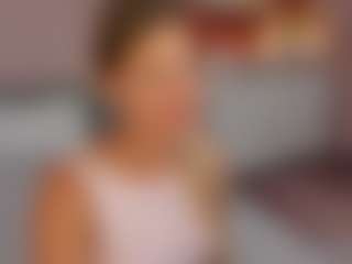 Live cam show with Aura-Powers - Oil on Camsoda