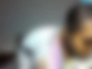Live cam show with Divinaqueen - Handjob on SpunkLive