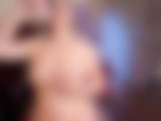 Live cam show with Isabella - Moan on Camversity