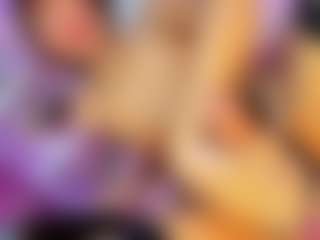 Live cam show with VeronicaRosee - Average on fapnchat