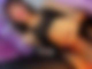 Live cam show with VeronicaRosee - Flat Chested on madthumbs