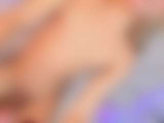 Live cam show with VeronicaRosee - Brown Eyes on Mixed Magazine Live