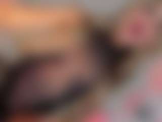 Live cam show with VeronicaRosee - Flat Chested on sexylive.show