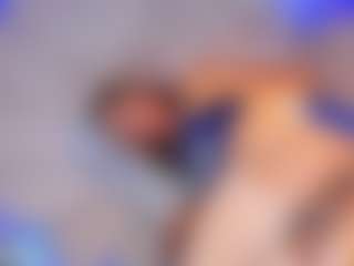 Live cam show with VeronicaRosee - HD on CamwithHer