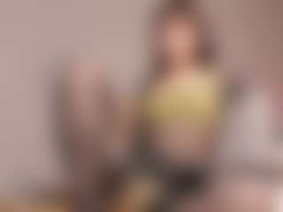 Live cam show with AmarisCeleste - Average on Chatstar