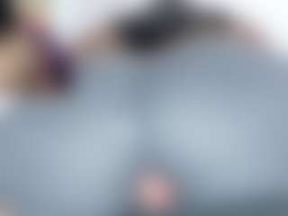 Live cam show with Emmasexxy - Colombia on fuklive.com
