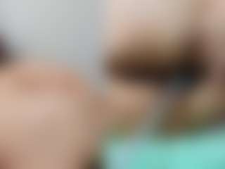 Live cam show with SweetXL - Red Hair Young Adult on UwU Esports