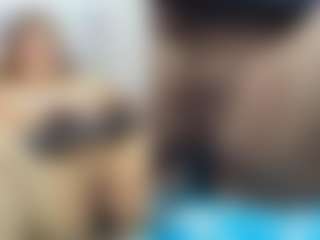 Live cam show with SweetXL - Nipple Play on Camiplay Live
