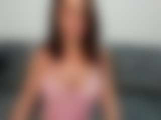 AliciaRaynee's Live Sex Cam Show