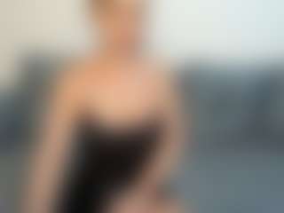 Live cam show with AliciaRaynee - Domination on Camsoda