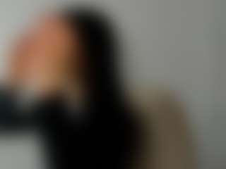 Live cam show with AmyKolbold33 - Thin on Milf Play