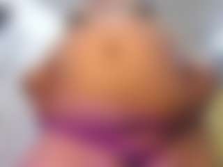 Live cam show with samybellys - Belly on crypto-cams