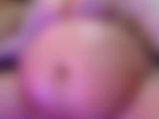 Live cam show with samybellys - Strapon on Free Soda