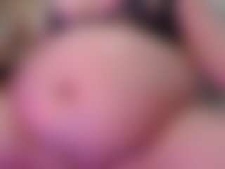 Live cam show with samybellys - Belly on SinfulBabes