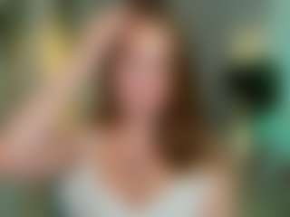 Live cam show with Lana - Sweet on Milfs Live