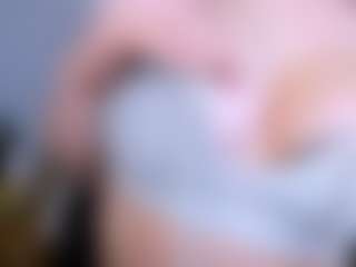 DonnaFlirt's Live Sex Cam Show