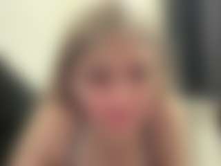Live cam show with LeahSmith - Blue Eyes on Camming Site