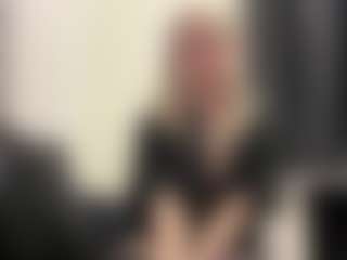 Live cam show with LeahSmith - Blue Eyes on Pornisteam.com