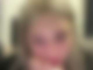 Live cam show with LeahSmith - Blue Eyes on Sweet Sext