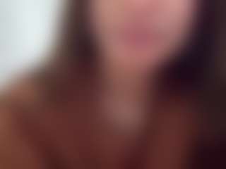 Live cam show with Lunabum - Wet on liverealitysex.com