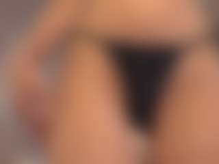 Live cam show with Spring-Day - Sweet on AdultVida.com