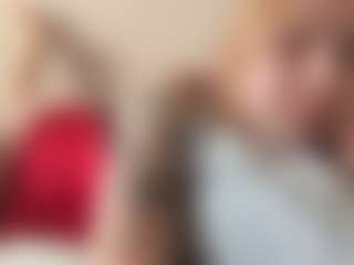 Live cam show with AlisMoona - Lovense Small Tits on studioflirtlive.com