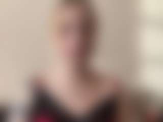 Live cam show with AlisMoona - Spanks on camgirlchat.live