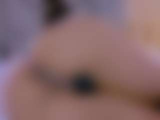 Live cam show with Emily Black - BBW HD on 1on1-livenow