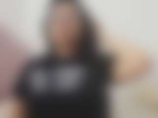 Live cam show with Jade-Zayn - Curvy Middle Aged on Dolls Live