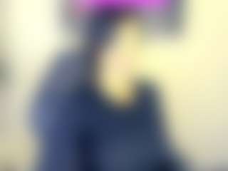 Live cam show with Sara - Hot on alttransgirls