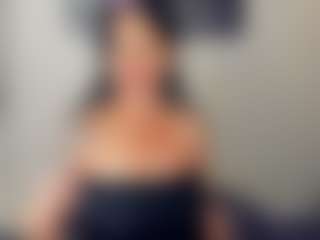 Live cam show with Sara - Boots on camwithhim.com