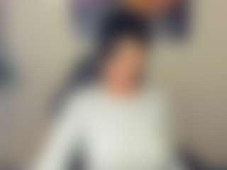 Live cam show with Sara - Trimmed Granny on Milfs Live