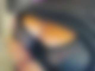 Sara MILF webcam performer live streaming