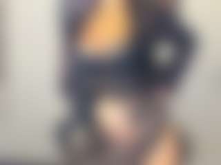 Live-Cam-Show mit Sara - Boots auf Camsoda