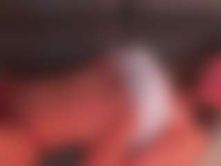 Live cam show with GwynHornsby - Moaning on xheatlive.com