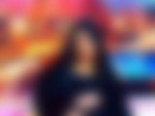 Live cam show with IndianPretty1 - Smoking on StripNow