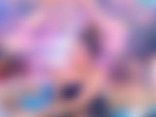 Live cam show with Deliah - Slender on Camsoda