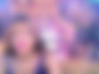 Live cam show with Deliah - Slender on StripNow