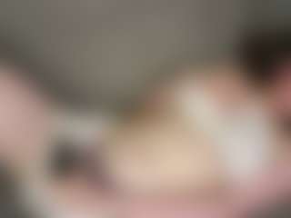 Live cam show with Lana - Bitch on CamClone