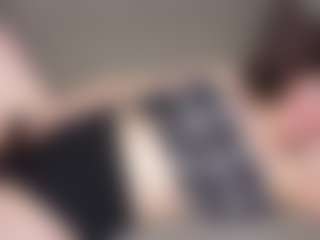 Live cam show with Lana - Bitch on xDating