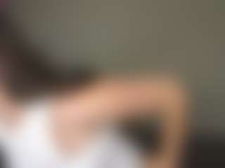 Live cam show with Lana - Cumslut on Soda Cam