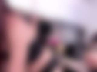 Live cam show with mirandaaduboiss - Moaning on Camsoda