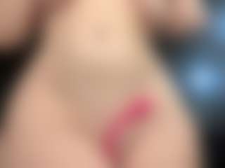 Live cam show with RachelBlinks - Granny on TastyBlacksLive