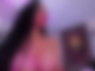 Live cam show with valeria-jade - Curly Hair on Uber Horny