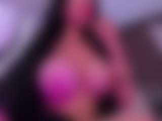 Live cam show with valeria-jade - Curly Hair on sexylivex.com