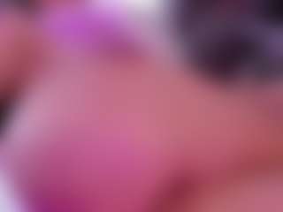 Live cam show with valeria-jade - Nails on SinfulBabes